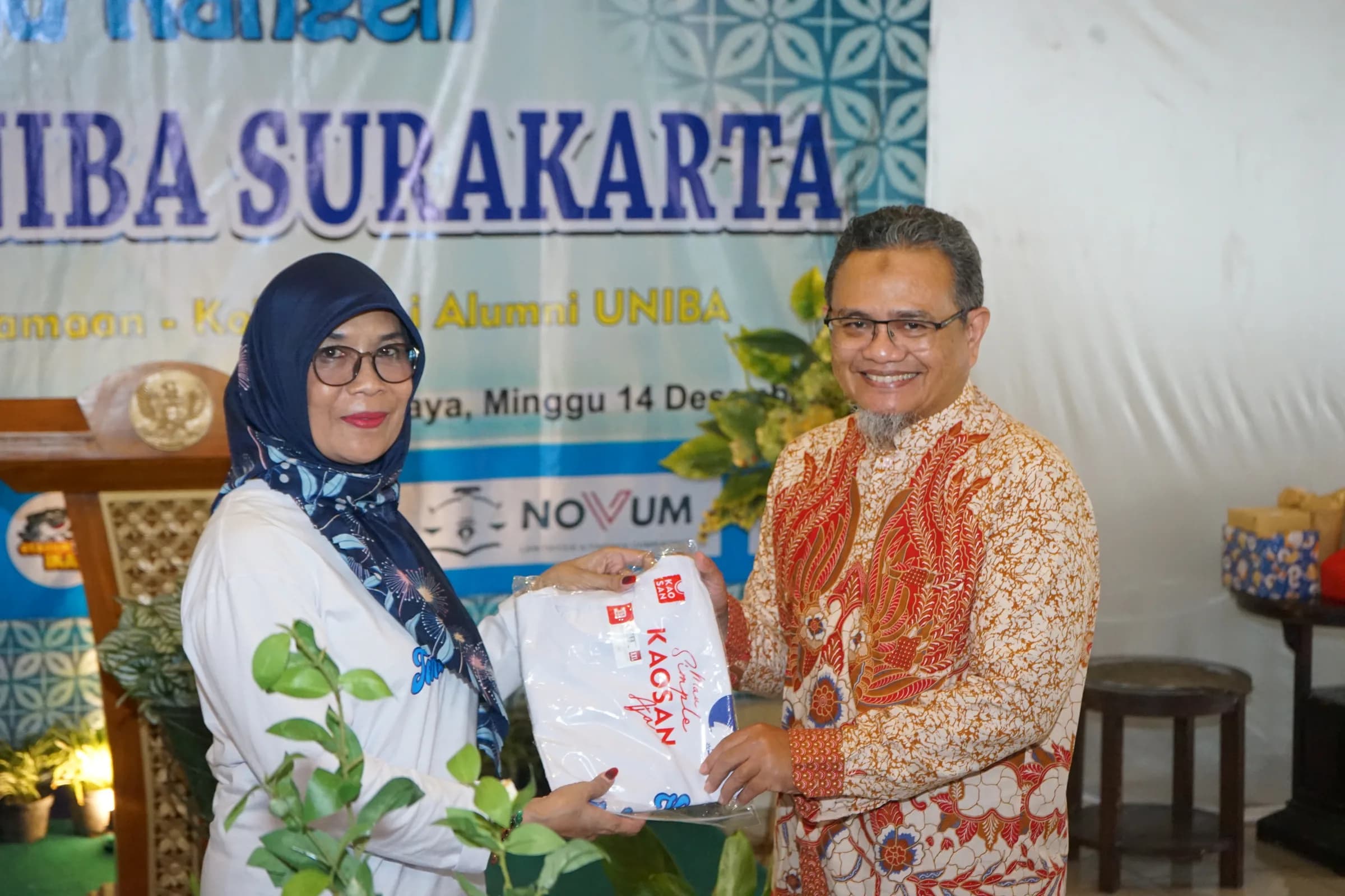 Penuh Keakraban! IKA UNIBA Surakarta Sukses Gelar ‘Temu Kangen’, Dihadiri Rektor dan Mantan Rektor