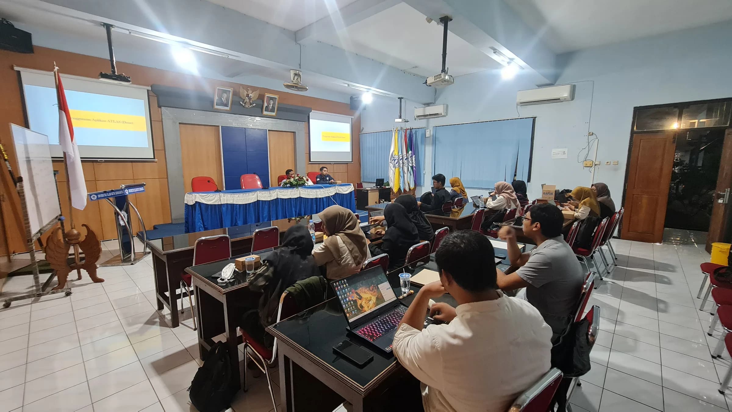 Pelatihan Audit Berbasis ATLAS: Meningkatkan Kompetensi Mahasiswa Akuntansi di Universitas Islam Batik Surakarta
