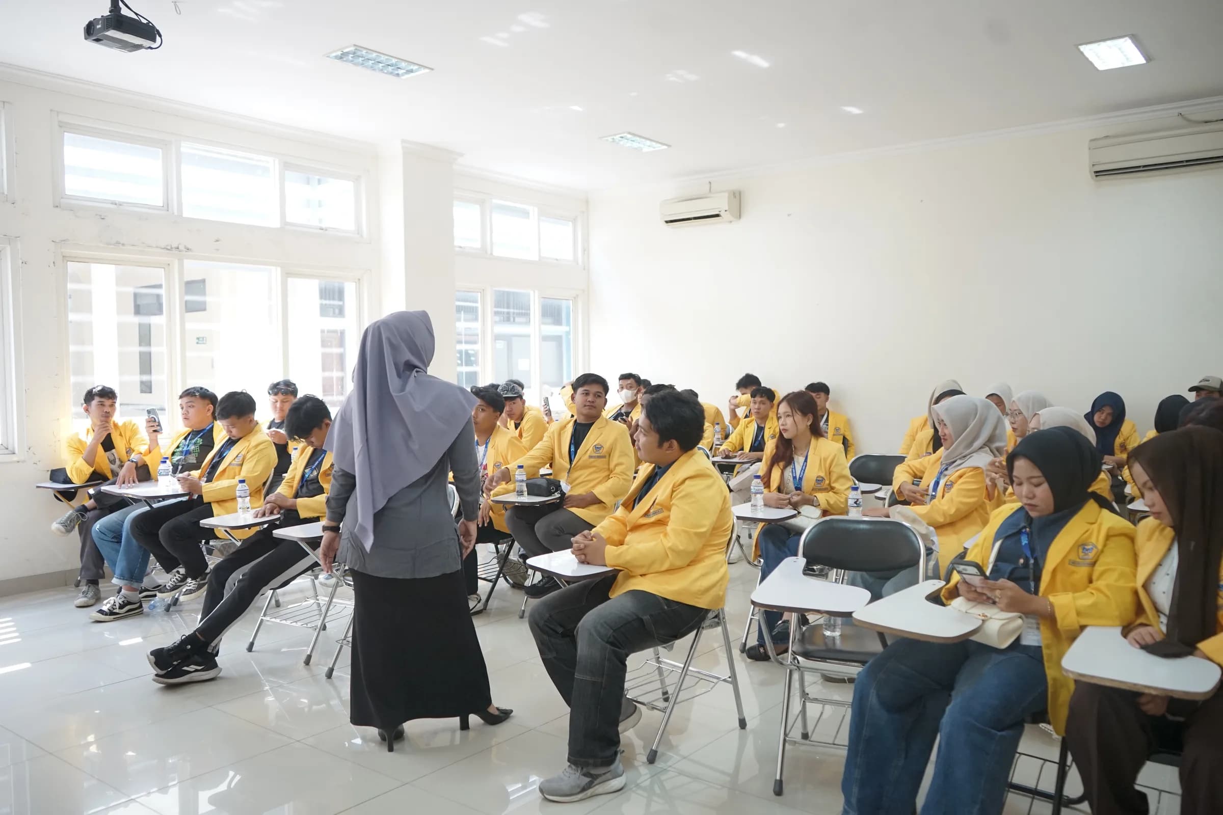 Memperkuat Tata Kelola Institusi: UNIBA Surakarta dan UNIVED Dehasen Bengkulu Gelar Benchmarking & Sharing Session Manajemen Perguruan Tinggi