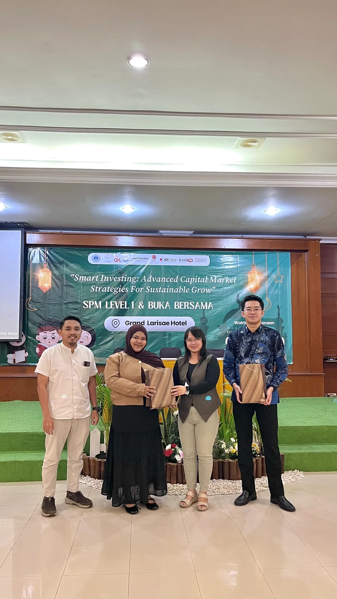 UNIBA Capital Market Club Selenggarakan Sekolah Pasar Modal Syariah Level 1 dan Buka Bersama