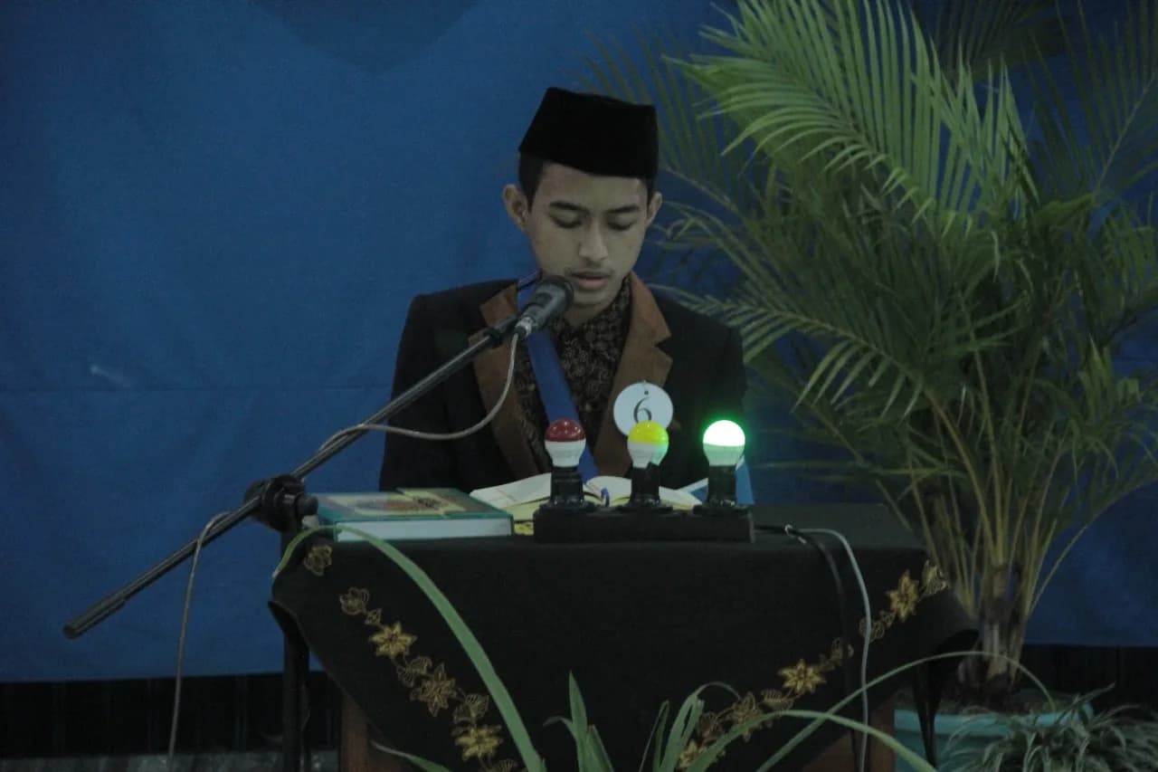 Budayakan Nilai-Nilai Qurani di Kalangan Anak Muda: UNIBA Surakarta adakan Kompetisi Musabaqah Tilawatil Qur’an (MTQ) & Murrotal Qur’an (MQ) tingkat SMA Sederajat