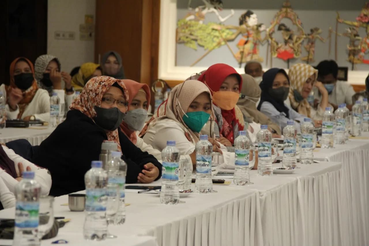 GATHERING UNIBA SURAKARTA 2022: PENYATUAN KOMITMEN UNTUK KEMAJUAN UNIBA SURAKARTA