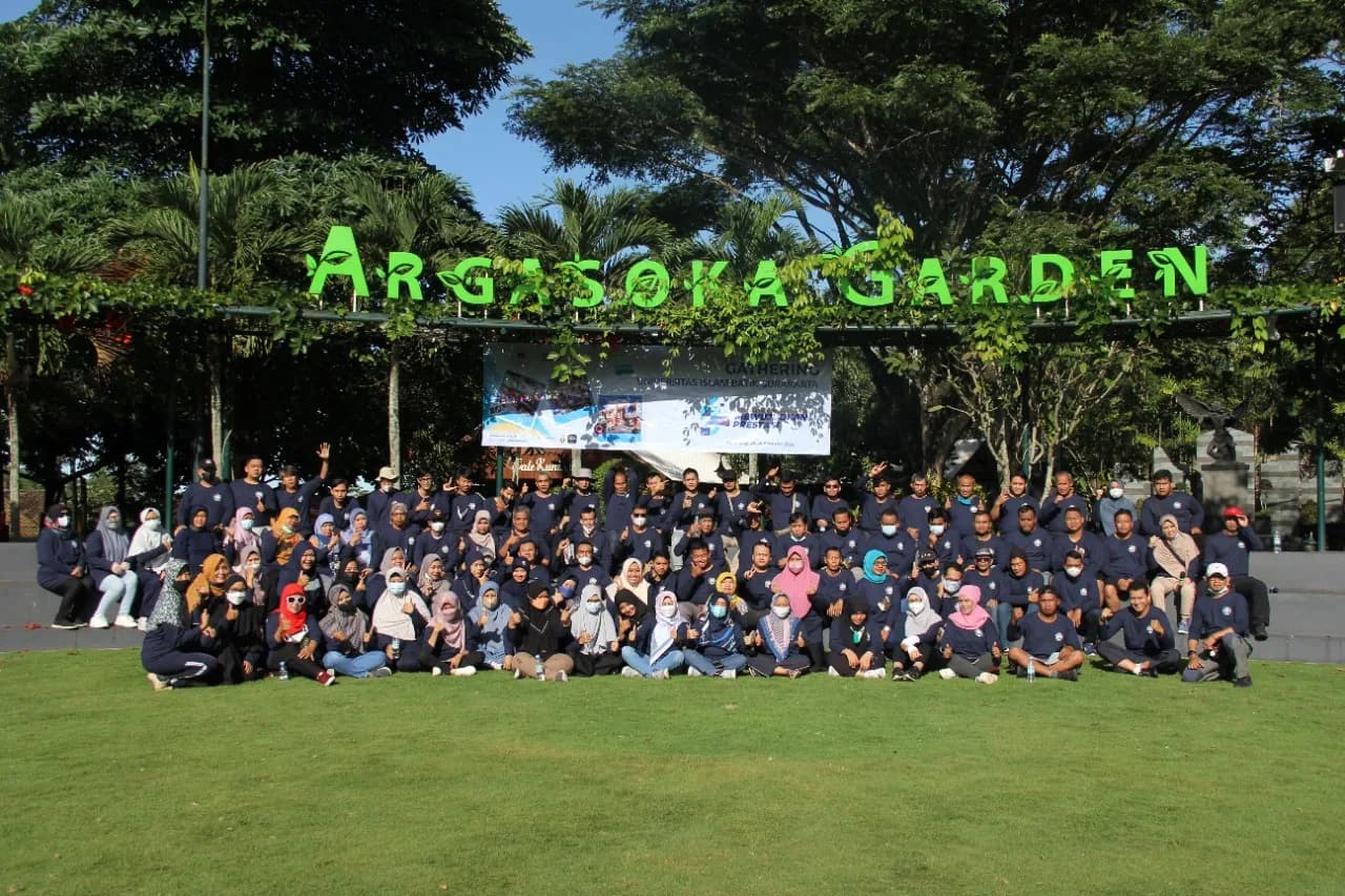 GATHERING UNIBA SURAKARTA 2022: PENYATUAN KOMITMEN UNTUK KEMAJUAN UNIBA SURAKARTA