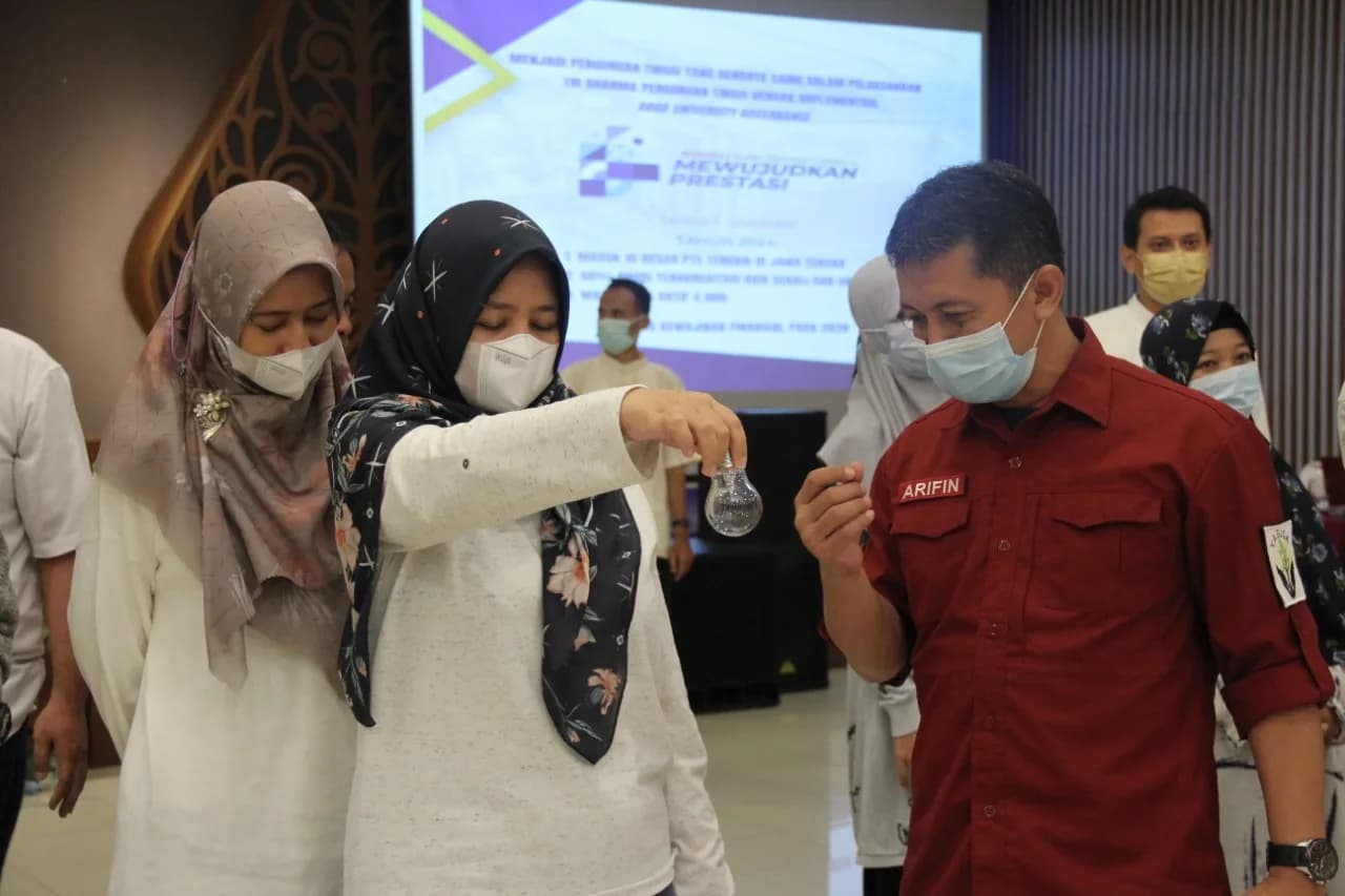 GATHERING UNIBA SURAKARTA 2022: PENYATUAN KOMITMEN UNTUK KEMAJUAN UNIBA SURAKARTA