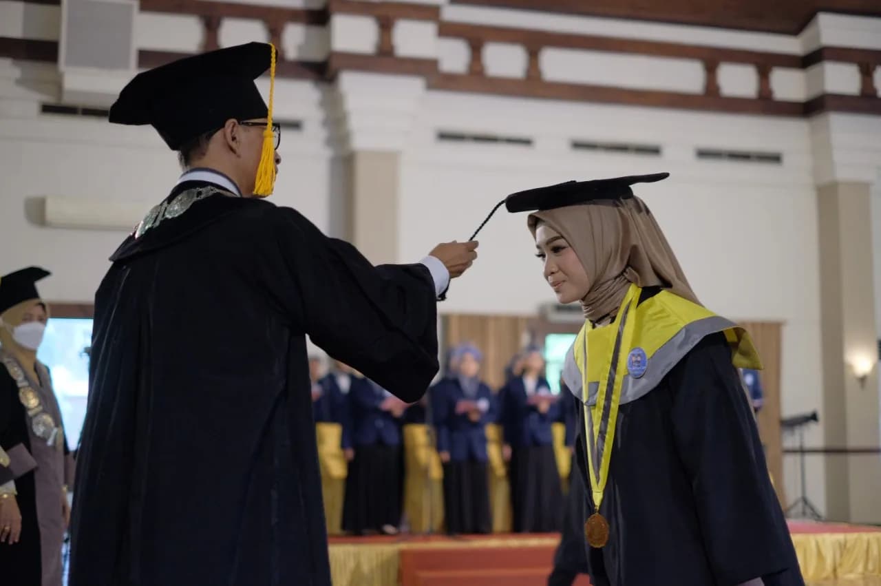 WISUDA SARJANA ANGKATAN 50 DAN MAGISTER ANGKATAN 29
