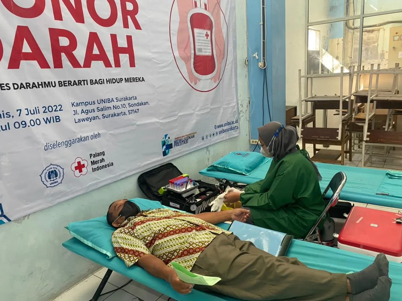 AKSI DONOR DARAH BERSAMA ORMAWA UNIBA SURAKARTA, SEMARAKKAN DIES NATALIS UNIBA KE 39
