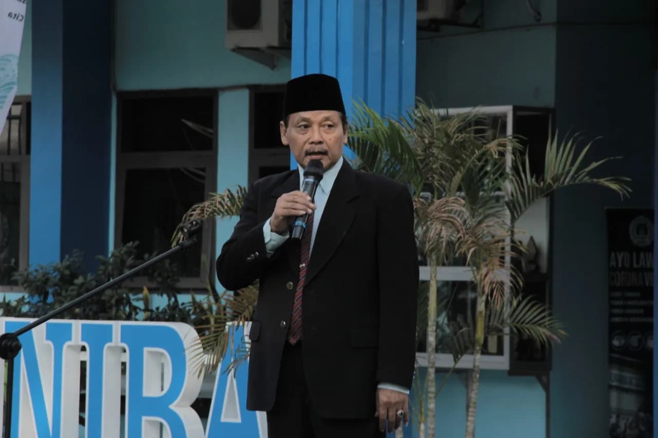 REKTOR UNIBA SURAKARTA SAMBUT INSAN BATIK MUDA HARI INI