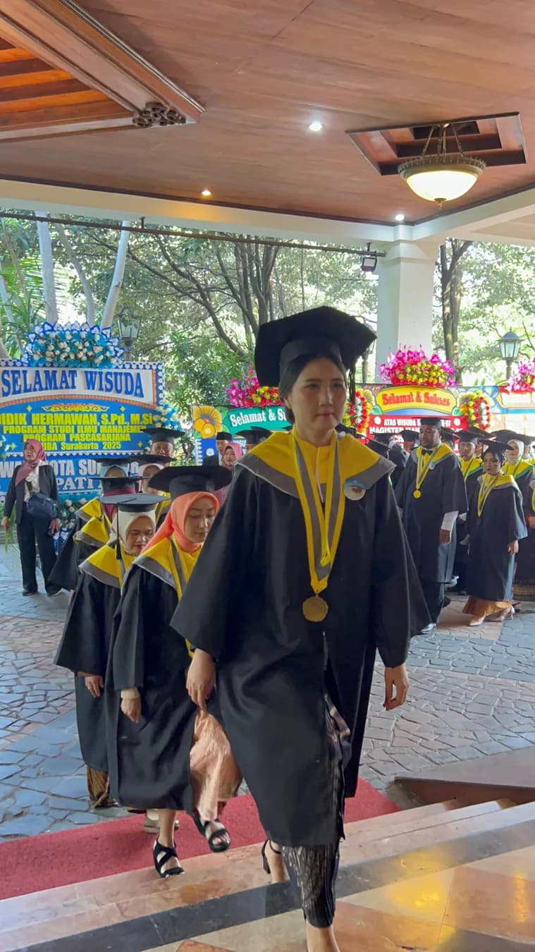 Selamat! UNIBA Surakarta Luluskan Ratusan Sarjana dan Magister di Periode Gasal 2025/2026