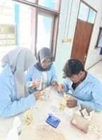 Inovasi Mahasiswa UNIBA Surakarta: PROMALIM, Magnet Kulkas Ramah Lingkungan dari Limbah Popok Bayi