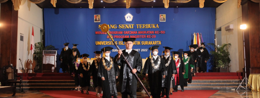 Wisuda UNIBA Surakarta